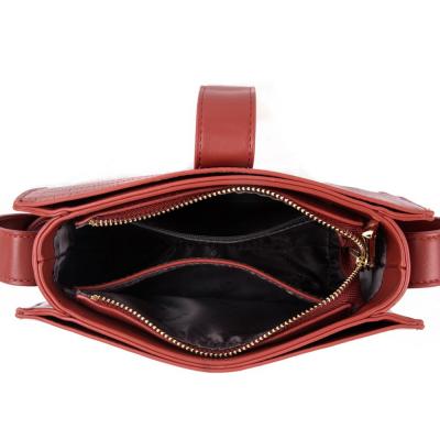 Túi đeo chéo họa tiết da cá sấu SD0074